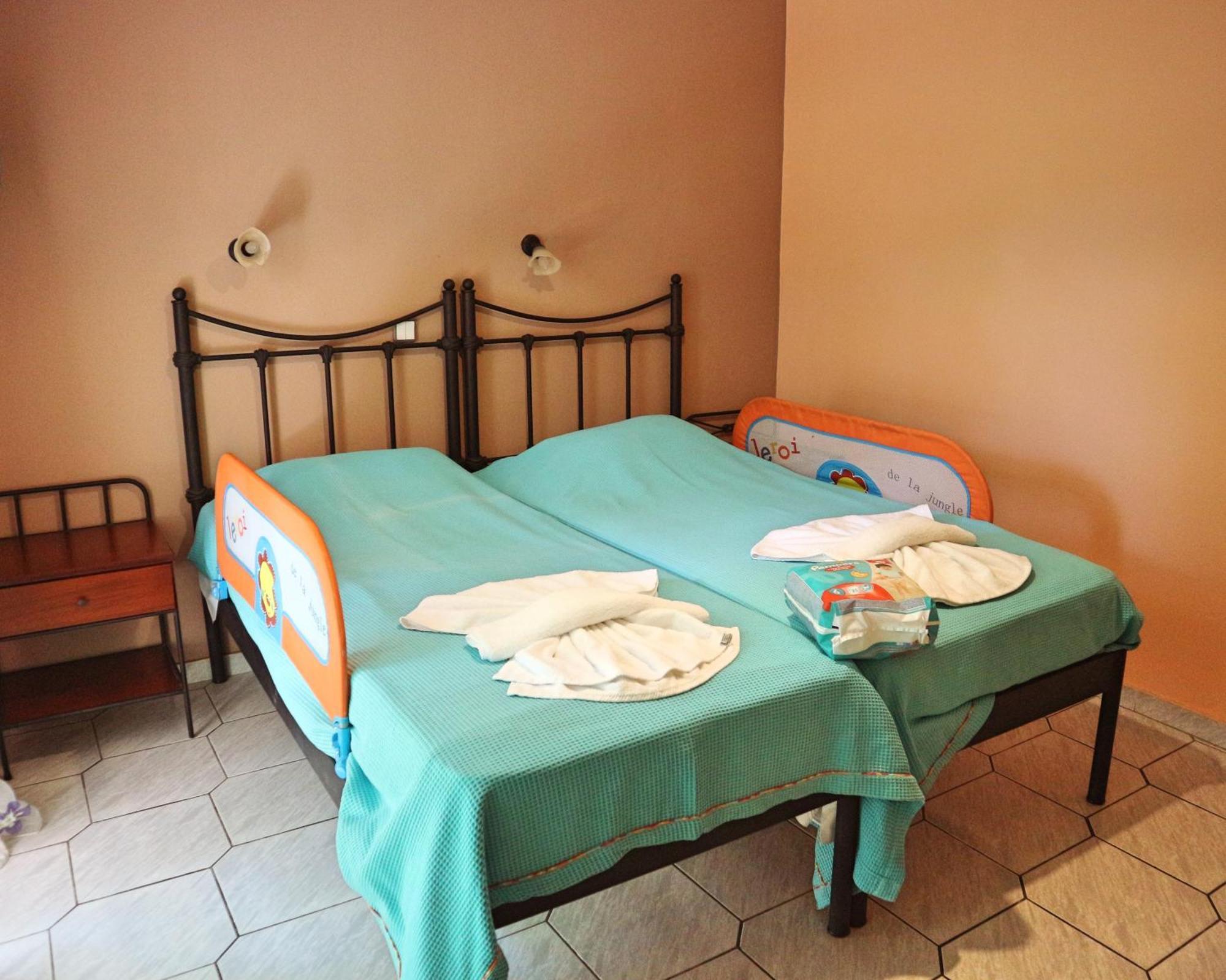 Villa Eleni Seaside Apartments Platanés Habitación foto